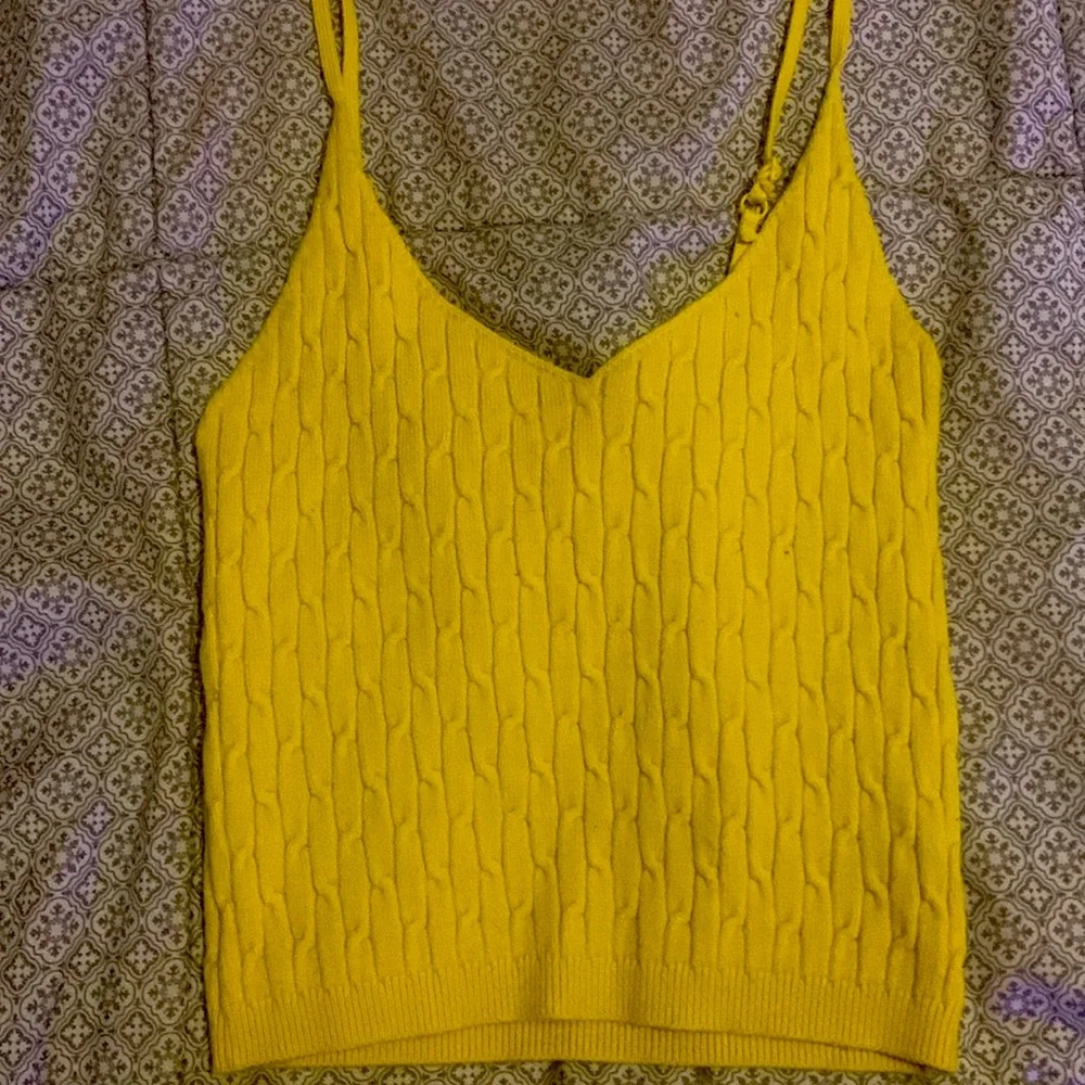 Two piece set - Picture 2 of 4